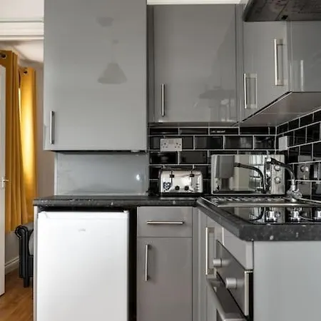 Neath Road - Flat 1 Apartment Swansea Exterior photo